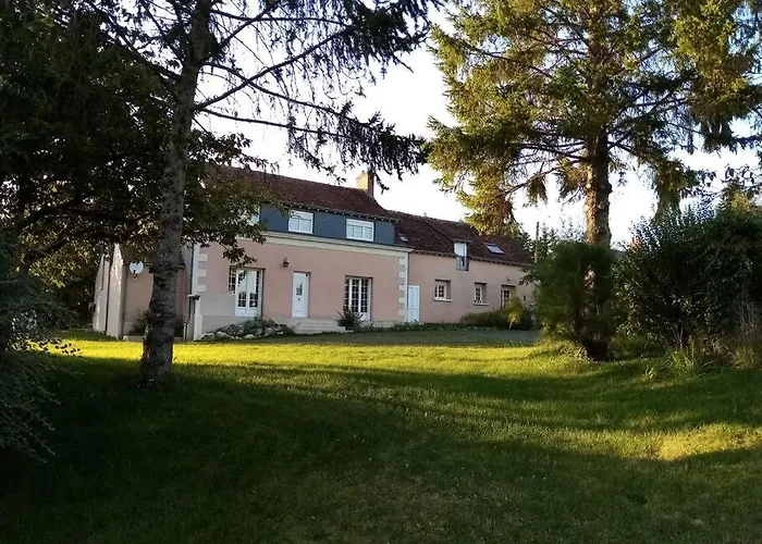De Groupe Du Coudray Holiday home Neuille-Pont-Pierre